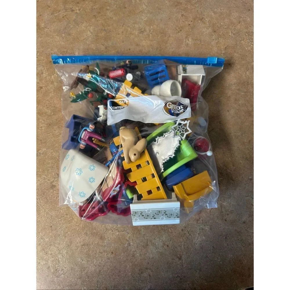 Playmobil Christmas Holiday Winter Mixed Lot Santa Reindeer Accessorie